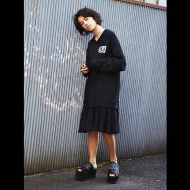 PAMEO POSE(パメオポーズ)のOLE!　SWEAT DRESS ¥25,300 ブラック　新品タグ付き レディースのワンピース(ひざ丈ワンピース)の商品写真