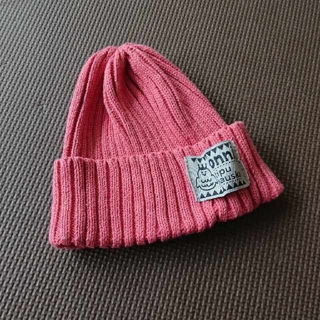 くすみピンクニット帽 キッズ/ベビー/マタニティのこども用ファッション小物(帽子)の商品写真