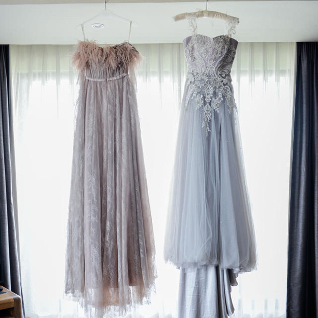 カラードレス　くすみピンク　ウェディングドレス　インポートドレス