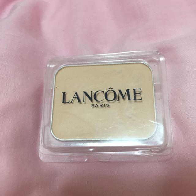 LANCOME(ランコム)のランコム  パウダーファンデーション コスメ/美容のベースメイク/化粧品(ファンデーション)の商品写真