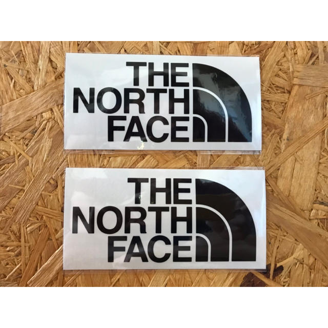 THE NORTH FACE(ザノースフェイス)のノースフェイス カッティングステッカー 黒 2枚 正規品 スポーツ/アウトドアのアウトドア(その他)の商品写真