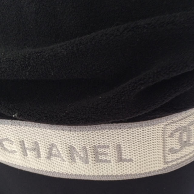 CHANEL(シャネル)のCHANEL☆ベロアトップス☆レア レディースのトップス(その他)の商品写真