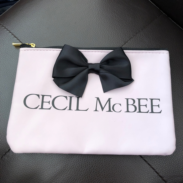 CECIL McBEE(セシルマクビー)の【momochan 様専用】CECIL McBEE ポーチ レディースのファッション小物(ポーチ)の商品写真