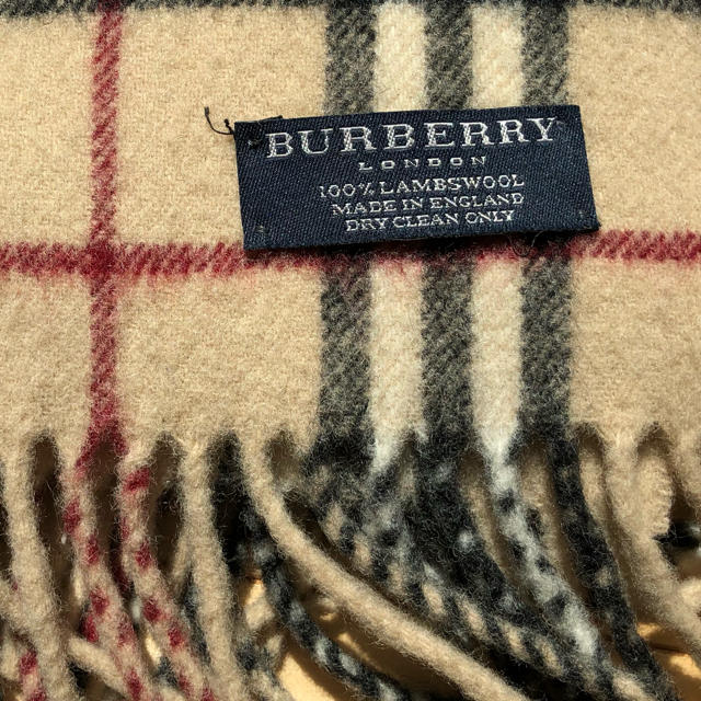BURBERRY 英国製 未使用の通販 by a-yan's shop｜バーバリーならラクマ - バーバリー マフラー&手袋セット 羊毛100% 超激安定番