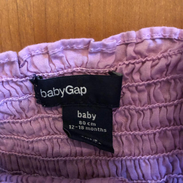 babyGAP(ベビーギャップ)のギャップ カットソー 80センチ 女の子 キッズ/ベビー/マタニティのベビー服(~85cm)(シャツ/カットソー)の商品写真