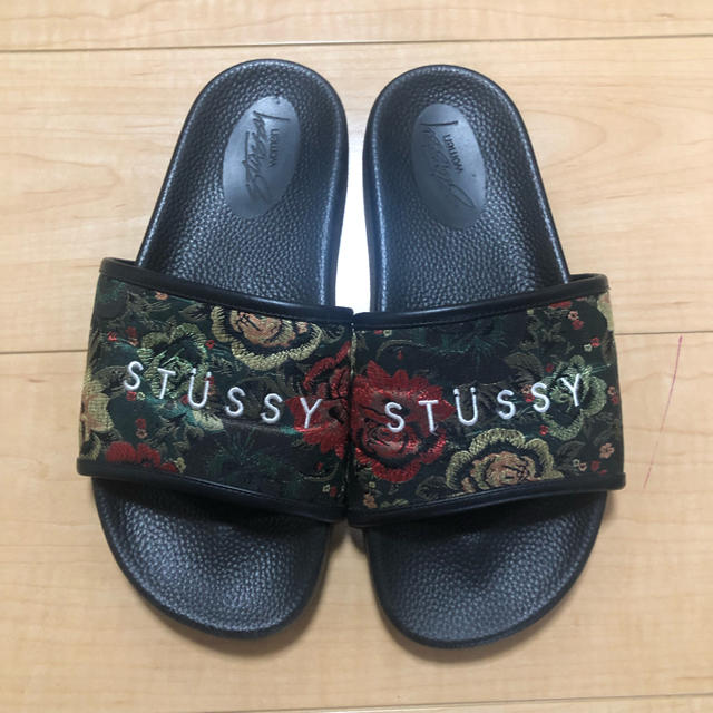 STUSSY(ステューシー)の明日、晴れそーだ。様　専用　stussy stussywomen  レディースの靴/シューズ(サンダル)の商品写真