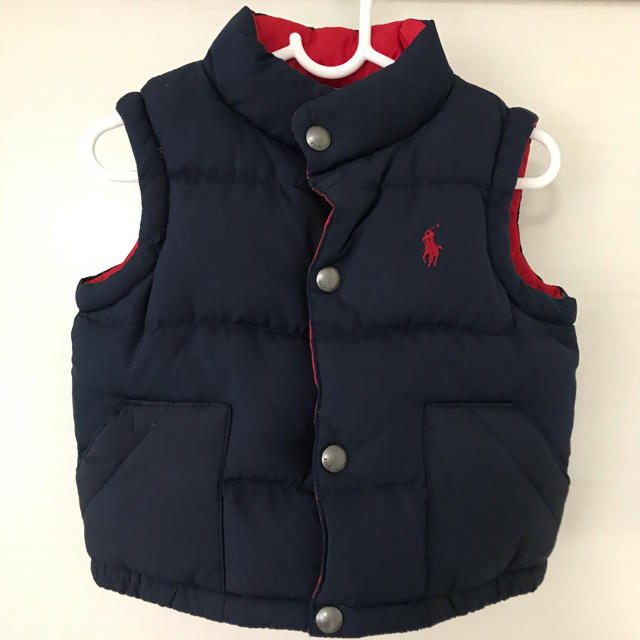 Ralph Lauren(ラルフローレン)のラルフローレン♡ダウンベスト(リバーシブル) キッズ/ベビー/マタニティのベビー服(~85cm)(ジャケット/コート)の商品写真