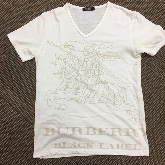 BURBERRY BLACK LABEL(バーバリーブラックレーベル)のYORK様専用✨バーバリー ブラックレーベル Tシャツ✨サイズ2 メンズのトップス(Tシャツ/カットソー(半袖/袖なし))の商品写真