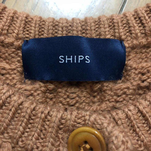 SHIPS(シップス)のニットカーディガン　SHIPS 美品 レディースのトップス(カーディガン)の商品写真