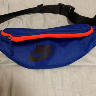 ナイキ(NIKE)のナイキ　ボディバッグ(ボディーバッグ)