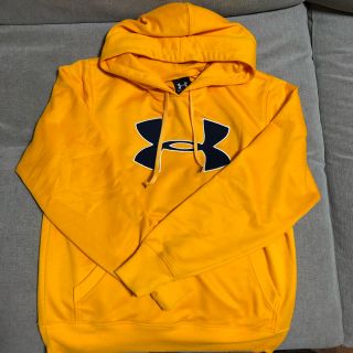 アンダーアーマー(UNDER ARMOUR)のUNDER ARMOUR パーカー(パーカー)