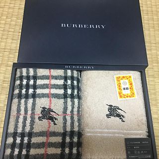 バーバリー(BURBERRY)のバーバリー　フェイスタオル2枚セット(タオル/バス用品)