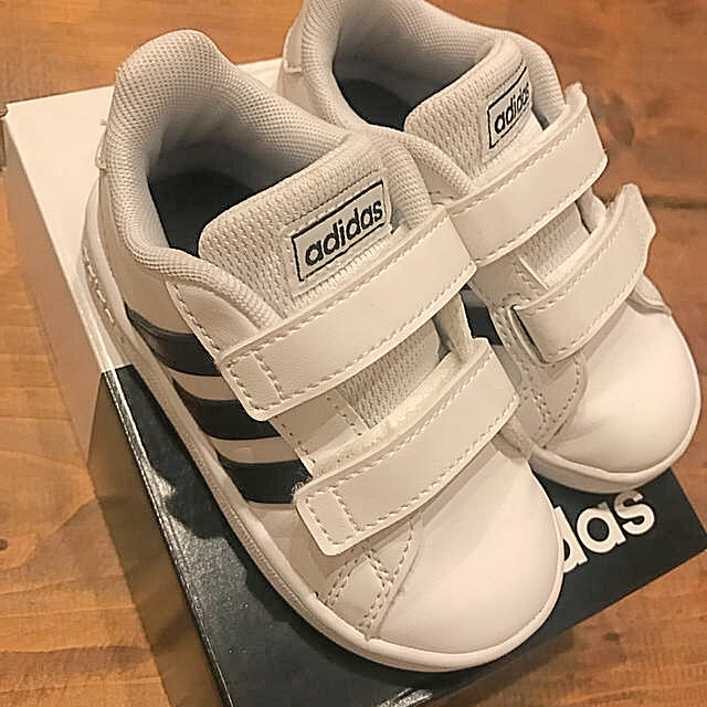 adidas(アディダス)のnanana様 専用☆ キッズ/ベビー/マタニティのベビー靴/シューズ(~14cm)(スニーカー)の商品写真