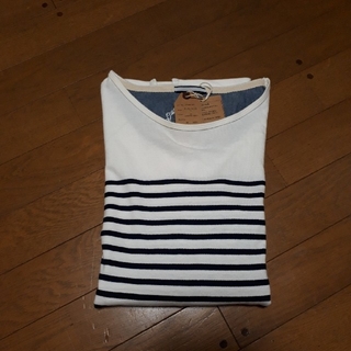 ムジルシリョウヒン(MUJI (無印良品))の未使用ボーダーロングTシャツ(Tシャツ/カットソー(七分/長袖))
