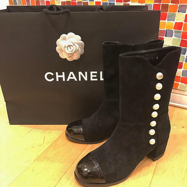 高知インター店】 - CHANEL 美品☆確実正規 24〜24.5cmの方に 38