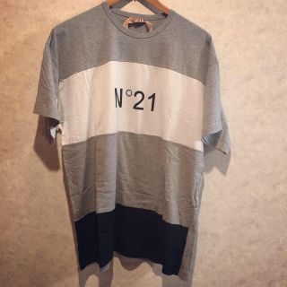 ヌメロヴェントゥーノ(N°21)のヌメロヴェントゥーノ ロゴT(Tシャツ(半袖/袖なし))