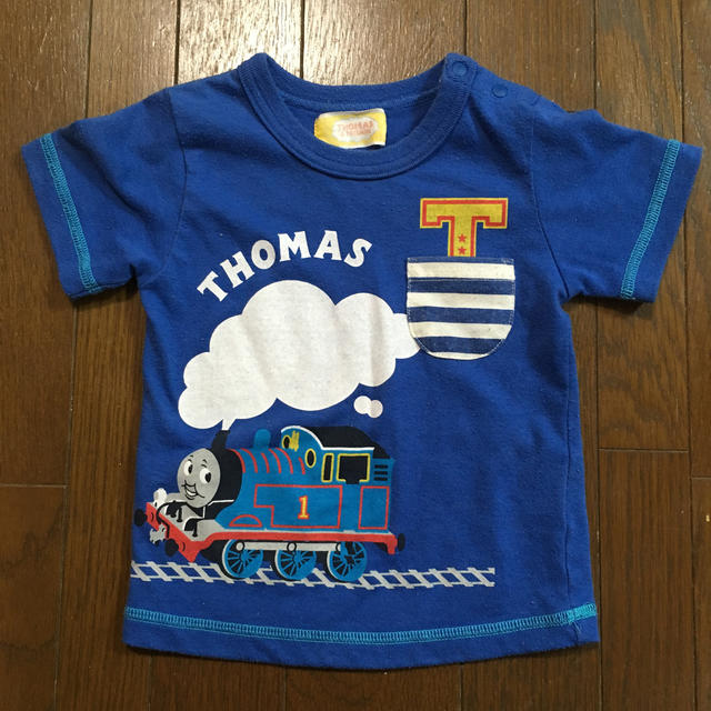 機関車 トーマス Tシャツ サイズ80 ブルー キッズ/ベビー/マタニティのキッズ服男の子用(90cm~)(Tシャツ/カットソー)の商品写真