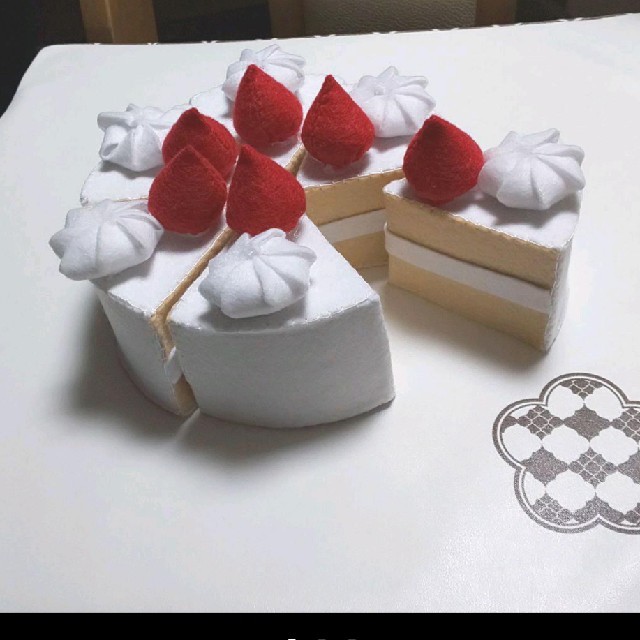 フェルトケーキ ショートケーキ ハンドメイド ままごとの通販 By Sayu S Shop ラクマ