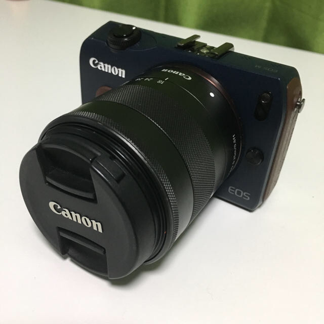 Canon EOS M ベイブルー ダブルレンズキット