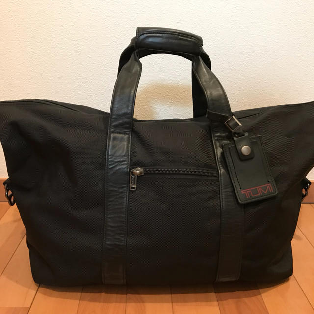 TUMI  ボストンバッグ　トゥミ　ブラック　品番22149D4