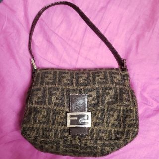 フェンディ(FENDI)のFENDI　カシミアマンマバケット(ハンドバッグ)