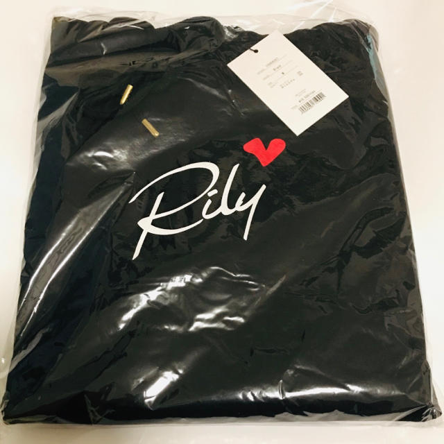 RILY パーカー 黒 Mサイズ RILY パーカー 黒 Mサイズ
