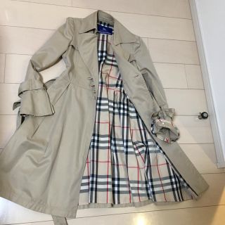 バーバリーブルーレーベル(BURBERRY BLUE LABEL)の本日限定値下げ★美品★バーバリー　ブルーレーベル★トレンチ　コート★フレア(トレンチコート)