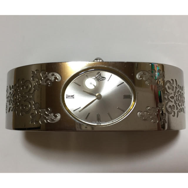 Vivienne Westwood - 【美品レア】ヴィヴィアンウエストウッドバングル型腕時計シルバーの通販 by chatnoir's