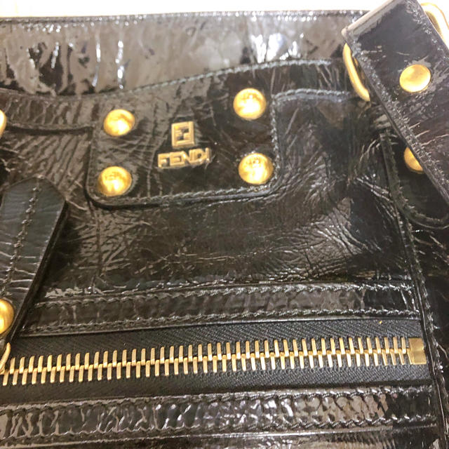 ラメ入りパーカー フェンディ パンチホールカメラ FENDI フェンディ タイツ ズッカ ゴールド ラメ 1 ストッキング/タイツ