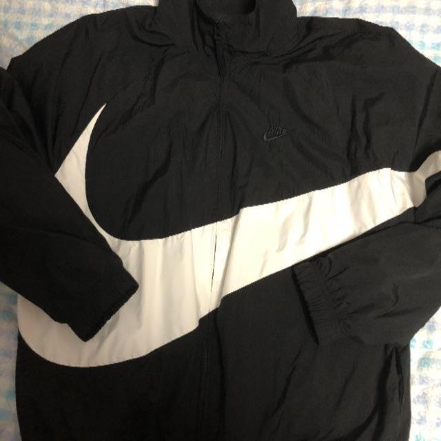 NIKE(ナイキ)のNIKE BIG Swoosh WOVEN JACKET   メンズのジャケット/アウター(ナイロンジャケット)の商品写真