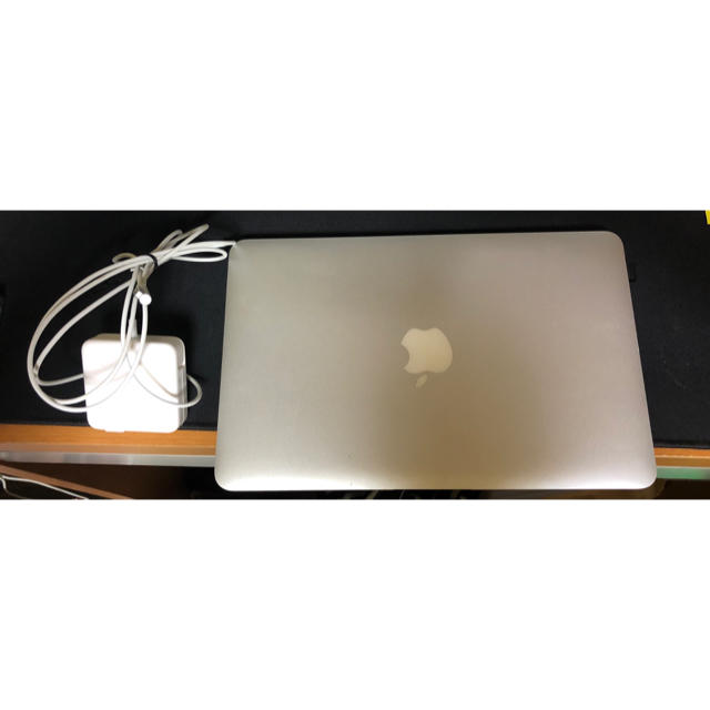 【美品】MacBook Air Mid2011スマホ/家電/カメラ