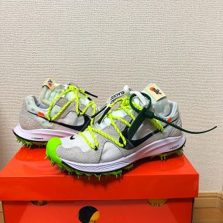 ナイキ(NIKE)のNIKE ZOOM TERRA KIGER 5 オフホワイト ホワイト(スニーカー)