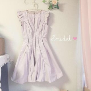 スナイデル(SNIDEL)のバックレースワンピース♡(ひざ丈ワンピース)