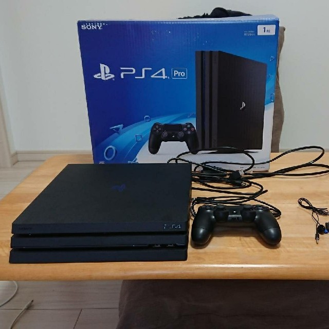 PlayStation4(プレイステーション4)のプレイステーション4  1TB エンタメ/ホビーのゲームソフト/ゲーム機本体(家庭用ゲーム機本体)の商品写真