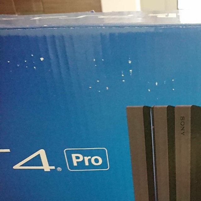 PlayStation4(プレイステーション4)のプレイステーション4  1TB エンタメ/ホビーのゲームソフト/ゲーム機本体(家庭用ゲーム機本体)の商品写真