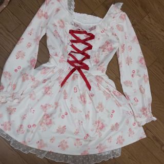クリアランス セール LIZLISAキャットチェリー柄ワンピース