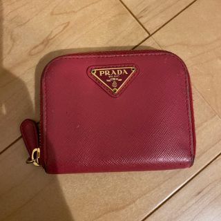 プラダ(PRADA)のPRADA ミニ財布　ショッキングピンク(財布)