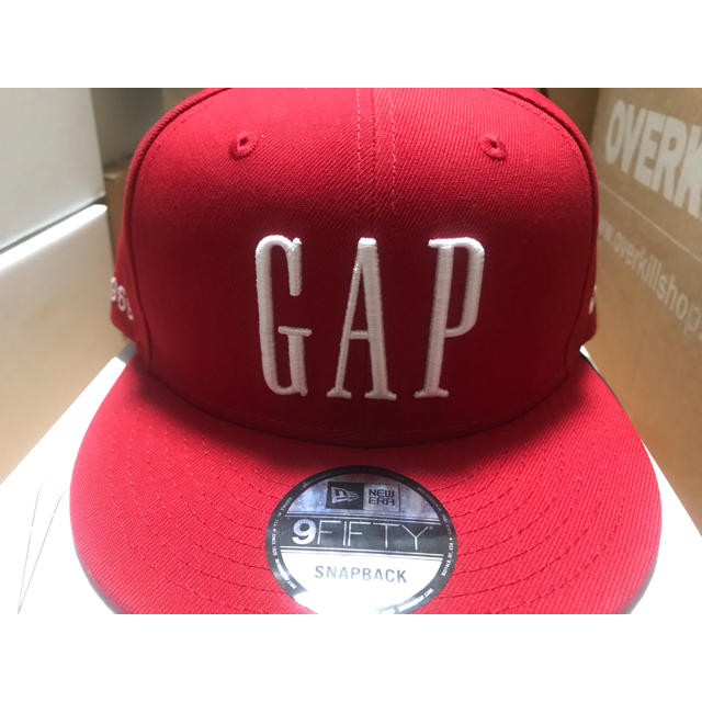 GAP(ギャップ)のGAP x New Era 50周年　ニューエラ　コラボ キャップ 新品未使用 メンズの帽子(キャップ)の商品写真