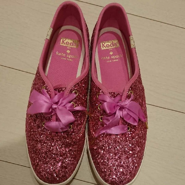 kate spade new york(ケイトスペードニューヨーク)のkate spade kedsコラボ スニーカー レディースの靴/シューズ(スニーカー)の商品写真