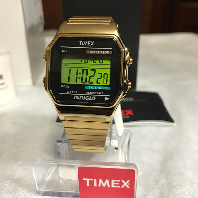 TIMEX(タイメックス)のTIMEX  クラシックデジタル オリジナル ゴールド  T78677 メンズの時計(腕時計(アナログ))の商品写真