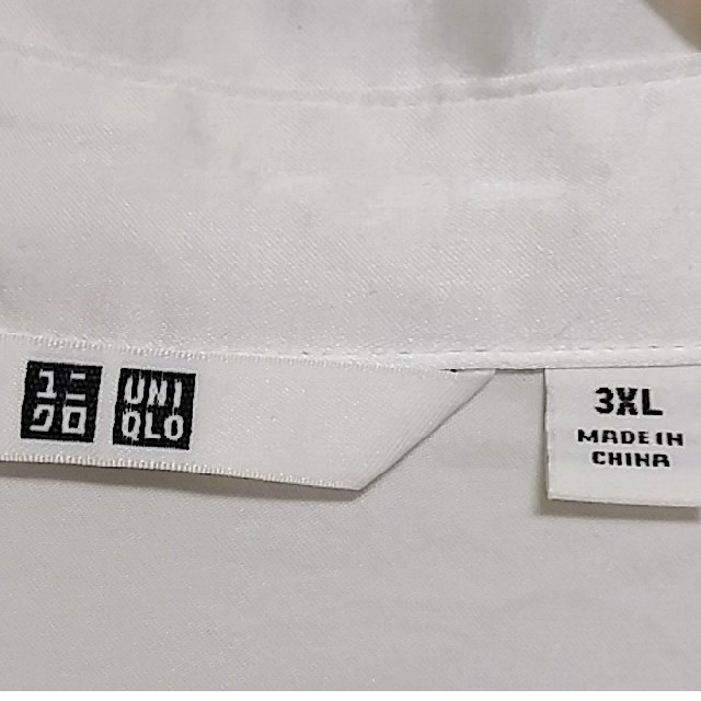 UNIQLO(ユニクロ)の【ふうふう様専用】UNIQLO　サテン　スキッパーブラウス レディースのトップス(シャツ/ブラウス(長袖/七分))の商品写真