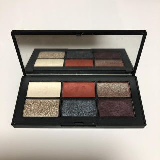 ナーズ(NARS)のナーズ  2018 クリスマスコフレ　アイシャドウパレット(アイシャドウ)