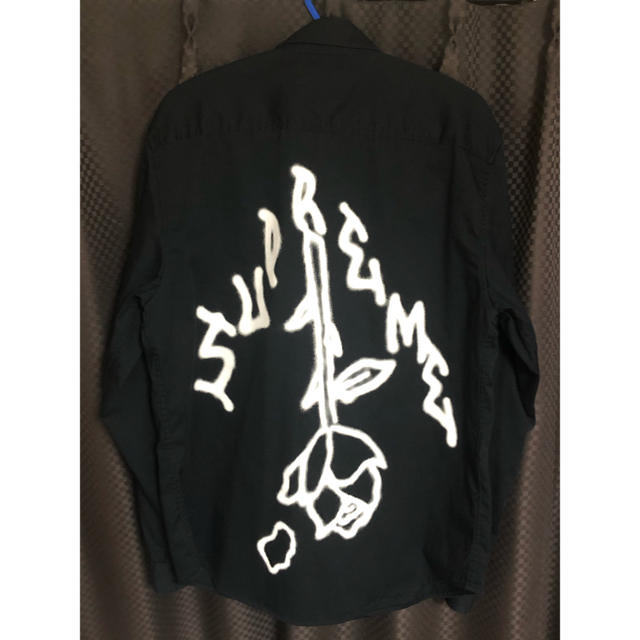 Supreme(シュプリーム)のMサイズ 黒 supreme 18aw rose work shirt メンズのトップス(シャツ)の商品写真