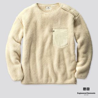 ユニクロ(UNIQLO)のユニクロ エンジニアド　ガーメンツ フリースプルオーバー　オフホワイト　s(その他)