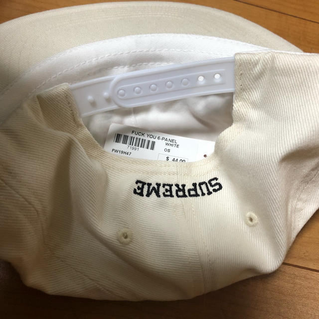 Supreme(シュプリーム)のSupreme fuck you cap メンズの帽子(キャップ)の商品写真