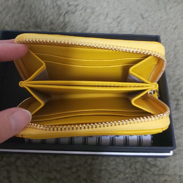 ANYA HINDMARCH(アニヤハインドマーチ)のミニ財布 レディースのファッション小物(コインケース)の商品写真