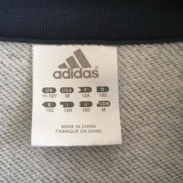 adidas(アディダス)のadidas  ジップ トレーナー ジップパーカー  キッズ/ベビー/マタニティのキッズ服男の子用(90cm~)(ジャケット/上着)の商品写真