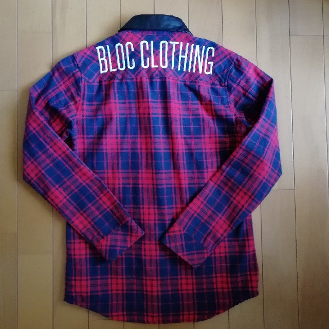 BLOC(ブロック)のBLOC140cmYシャツ秋冬物 キッズ/ベビー/マタニティのキッズ服男の子用(90cm~)(Tシャツ/カットソー)の商品写真