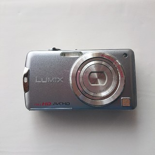 パナソニック(Panasonic)のコンパクトデジタルカメラFX700(1410万画素)(コンパクトデジタルカメラ)