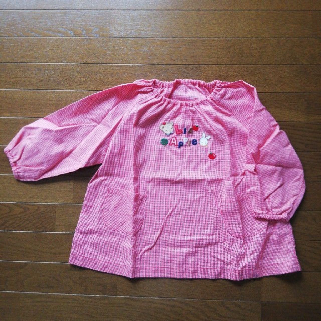 familiar(ファミリア)のファミリア　スモック　90 キッズ/ベビー/マタニティのキッズ服女の子用(90cm~)(その他)の商品写真